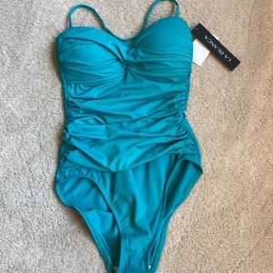 NWT LA BLANCA ONE-PIECE BATHING SUITE SIZE 6